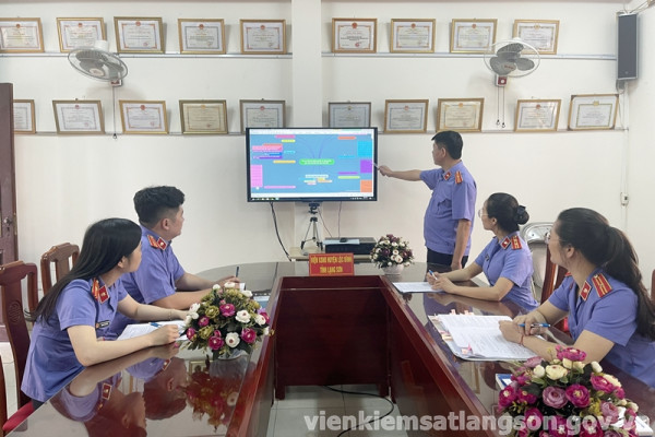 Viện kiểm sát nhân dân huyện Lộc Bình thực hiện báo cáo án bằng sơ đồ tư duy và phối hợp tổ chức phiên tòa rút kinh nghiệm trực tuyến