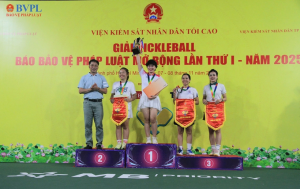 To&agrave;n cảnh Lễ trao Giải Pickleball B&aacute;o Bảo vệ ph&aacute;p luật mở rộng lần thứ I, năm 2025