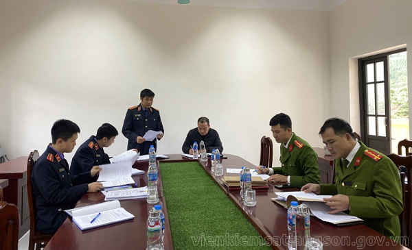 Viện kiểm sát nhân dân huyện Chi Lăng trực tiếp kiểm sát công tác thi hành án hình sự tại xã Quan Sơn và xã Chi Lăng, huyện Chi Lăng