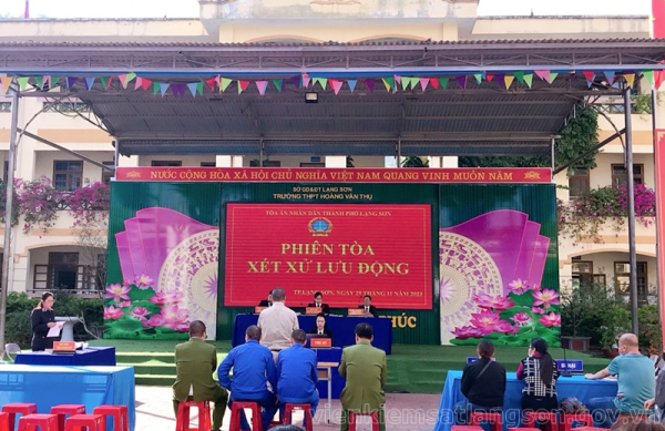 Viện kiểm sát nhân dân thành phố Lạng Sơn phối hợp tổ chức phiên tòa xét xử lưu động