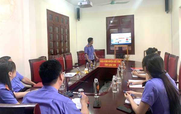 Viện kiểm sát nhân dân huyện Bắc Sơn thực hiện báo cáo án bằng sơ đồ tư duy, tổ chức phiên tòa xét xử trực tuyến rút kinh nghiệm
