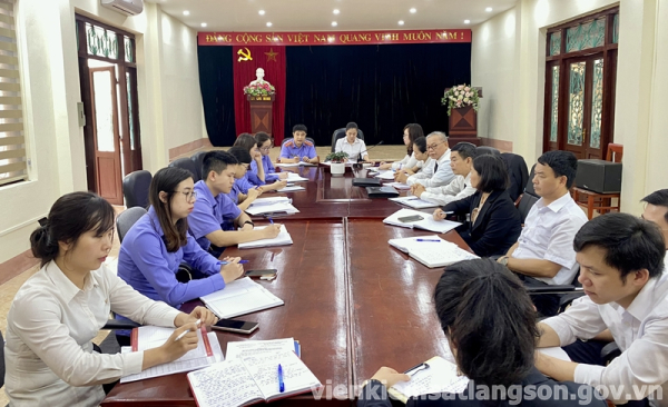 Viện kiểm sát nhân dân huyện Chi Lăng phối hợp tổ chức phiên tòa xét xử rút kinh nghiệm