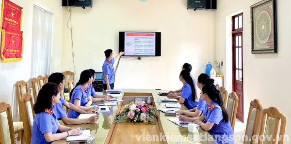 Viện kiểm sát nhân dân huyện Cao Lộc thực hiện các chỉ tiêu báo cáo án trực tuyến bằng sơ đồ tư duy; số hóa hồ sơ và tổ chức phiên tòa rút kinh nghiệm trực tuyến vụ án dân sự