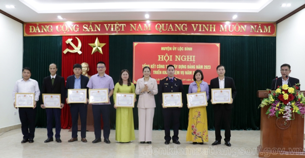 Chi bộ Viện kiểm sát nhân dân huyện Lộc Bình đạt thành tích xuất sắc trong thực hiện công tác kiểm tra, giám sát, kỷ luật Đảng năm 2023