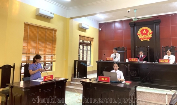 Viện kiểm sát nhân dân huyện Văn Quan, huyện Chi Lăng phối hợp Toà án nhân dân cùng cấp tổ chức phiên toà xét xử rút kinh nghiệm, phiên tòa xét xử trực tuyến