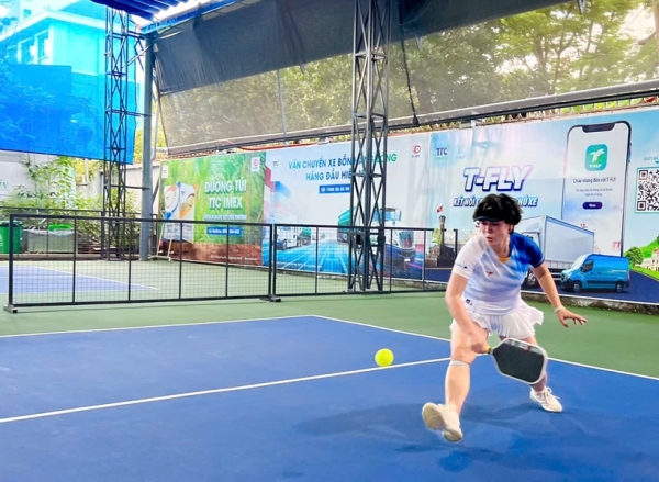 Chung kết đơn nữ nh&oacute;m 1, VĐV VKSND tỉnh Lạng Sơn tỏa s&aacute;ng với chiến thắng ấn tượng